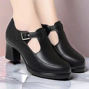 [Color: Black] Explosions thick heel with hollow small leather shoes