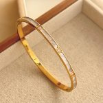 [Color : Sz055 Gold] Titanium Steel Bracelets for Women, Non-Fading, Fashionable and High-End Zircon